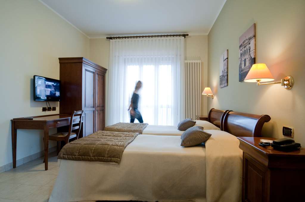 Albergo Ristorante Belvedere Thiene Kamer foto