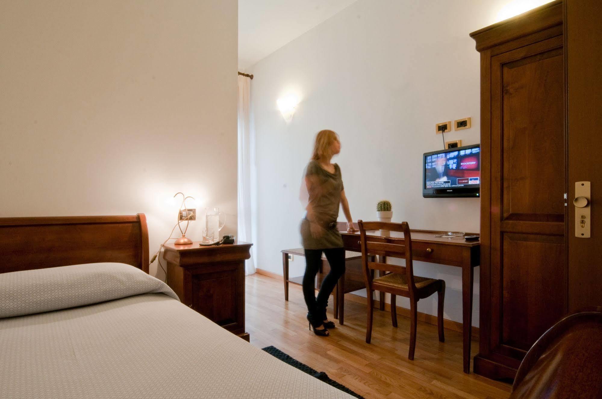 Albergo Ristorante Belvedere Thiene Buitenkant foto
